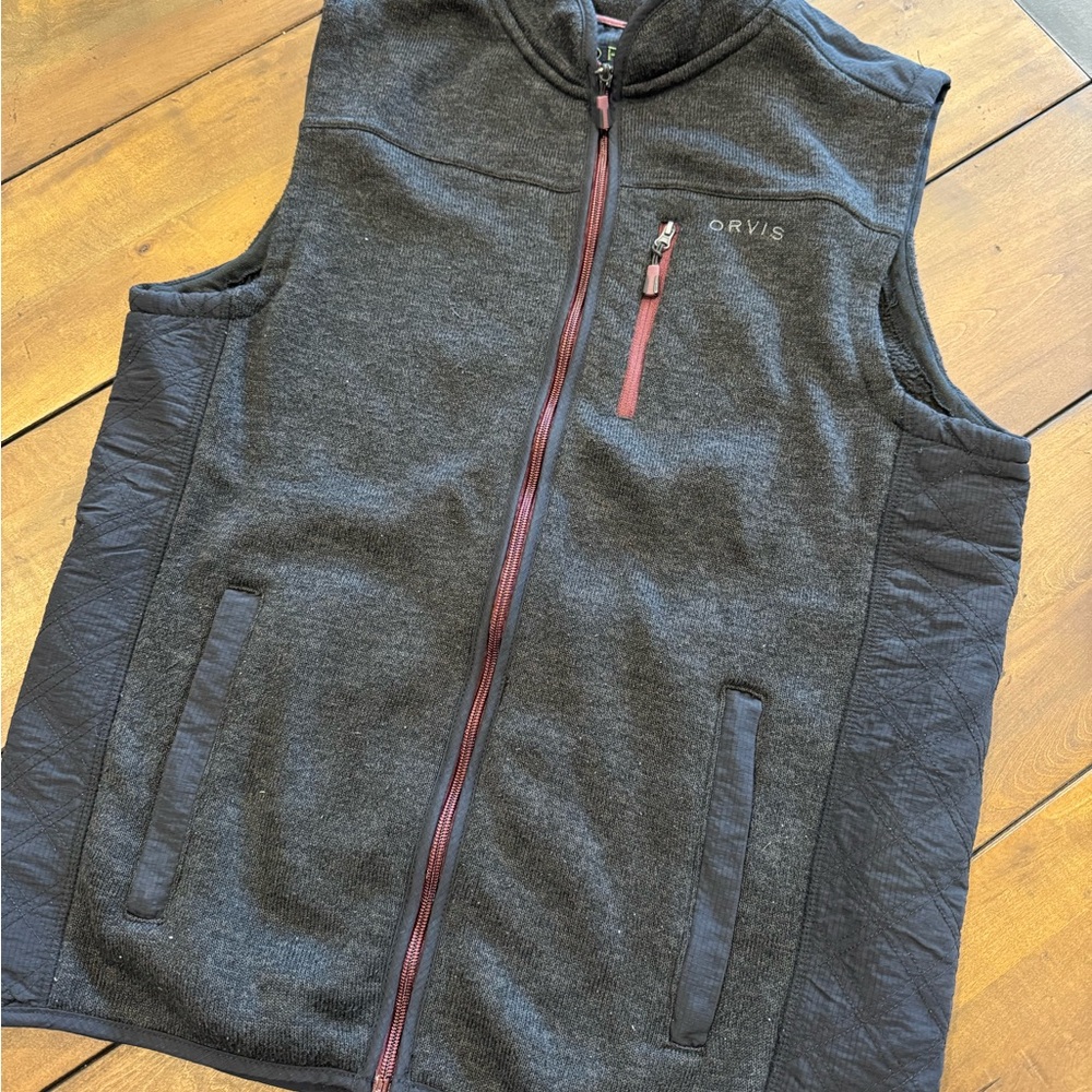 Orvis Men's Dark Charcoal Gray Vest with Maroon Zipper Accents
